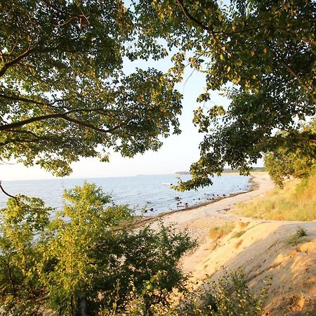 Mit Meerblick Und Balkon, Gratis Nutzung Vom Ahoi Erlebnisbad Und Sauna In Sellin - Meeresblick Fewo 48 Goehren  Exterior foto